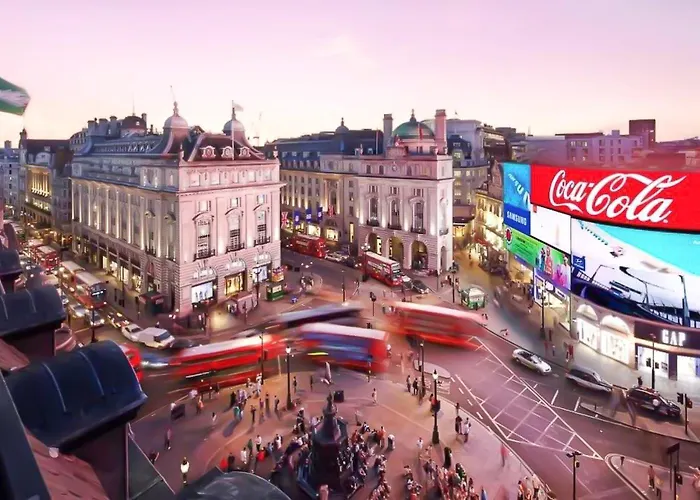 Sleep 2 In Piccadilly Soho Central London Vrf