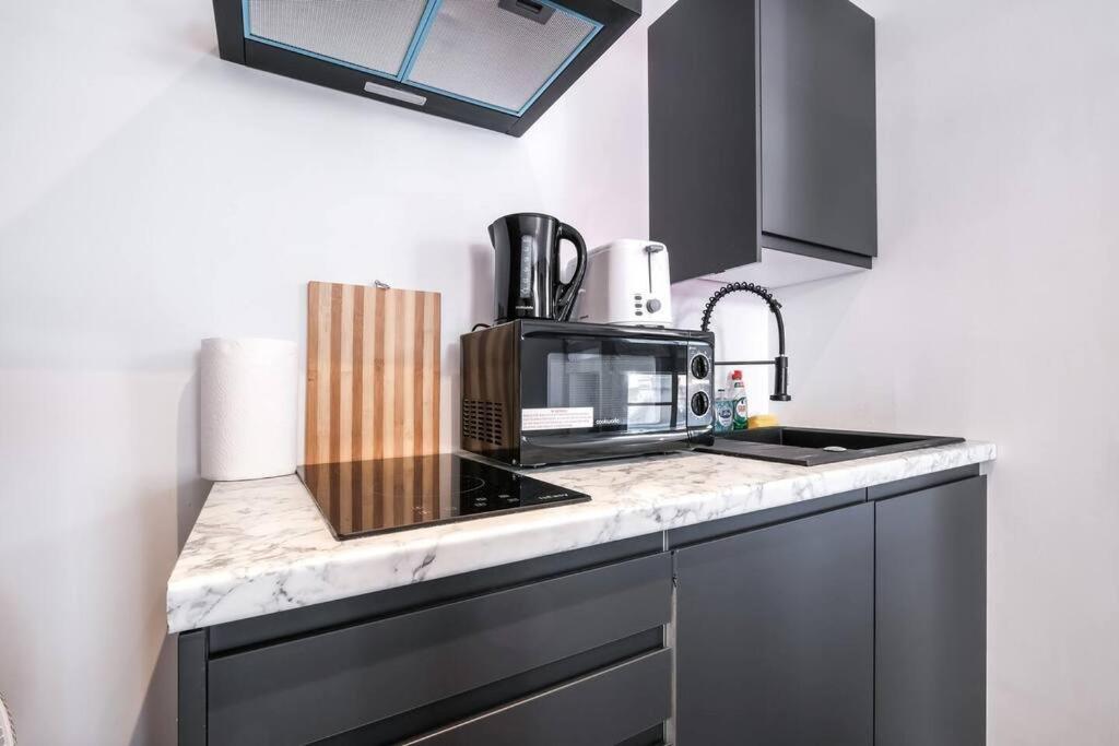 Apartment Sleep 2 In Piccadilly Soho Vrf *